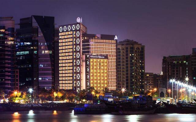 Отель Al Bandar Arjaan by Rotana вид на фасад