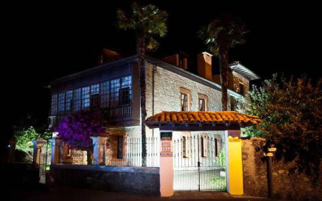 Arcea Hotel Villa Miramar вид на фасад