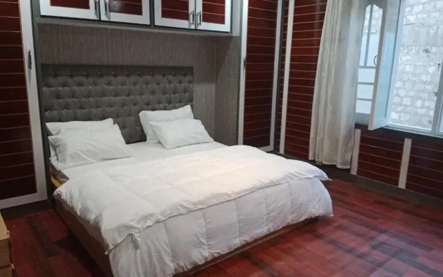 Beautiful Baltistan Lodge Skardu