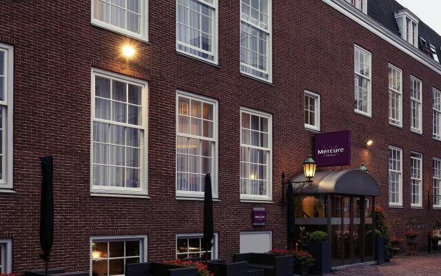 Отель Mercure Centre Canal District Амстердам вид на фасад