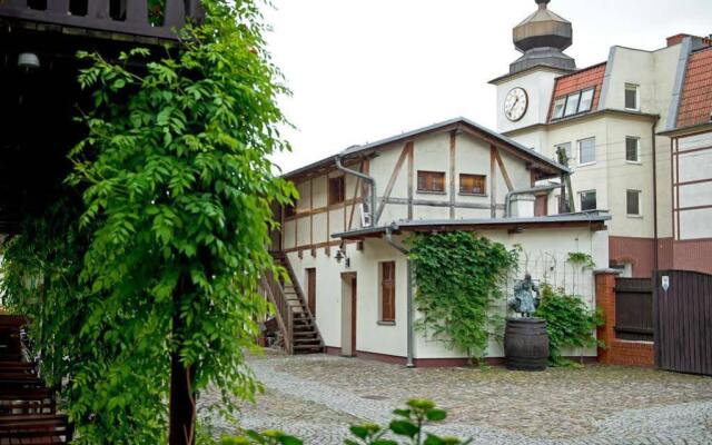 Hotel Zagroda Bamberska вид на фасад