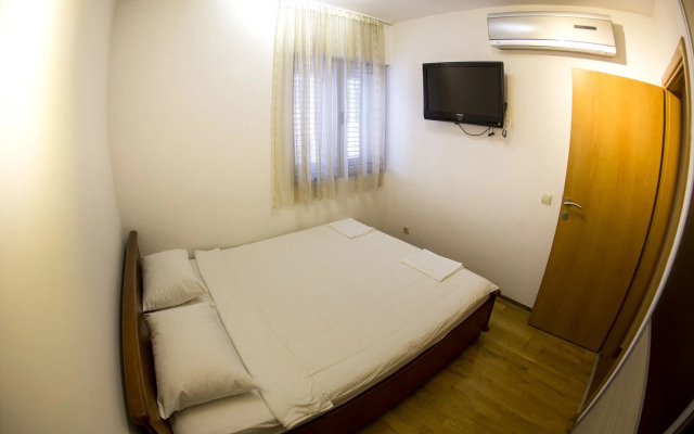 SMS Apartments