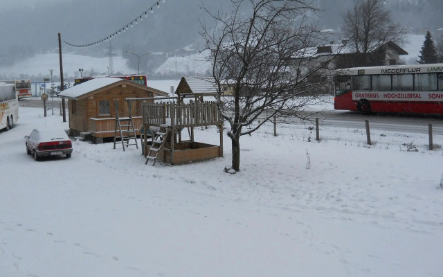 Beautiful Apartment in Aschau im Zillertal with Terrace