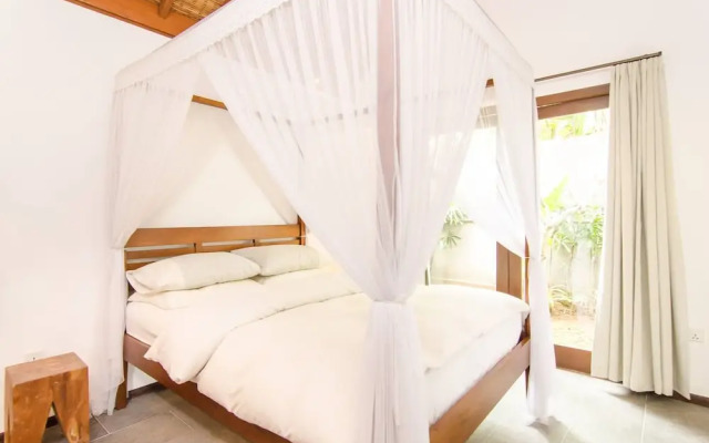 Lush 1 BR Private Pool Villa Inseminyak