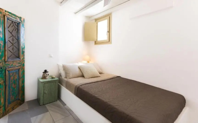Kallirroe Deluxe Villa with Sea View and Pool