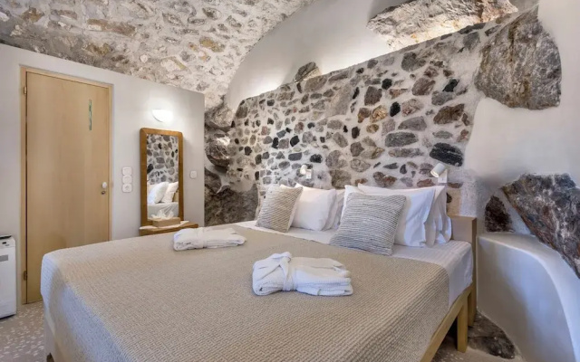 Canava Villas Santorini