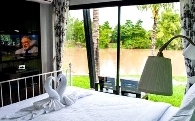 Aroonsawad Riverview Resort