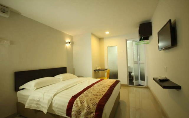 Starway Hotel