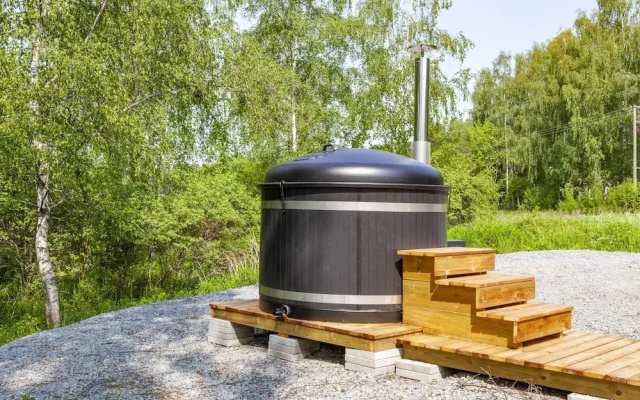 Peace and Privacy Travel - Aulanko Lake Hide-out