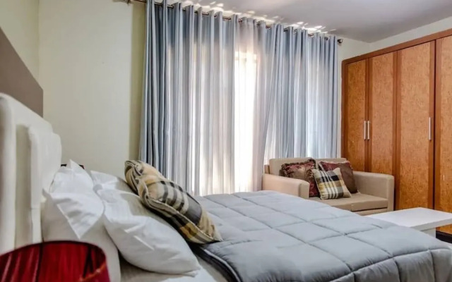 EZRA BOUTIQUE HOTEL by The Weekender
