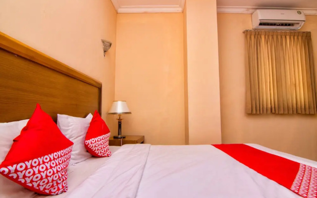 Hotel 3 Intan by OYO Rooms
