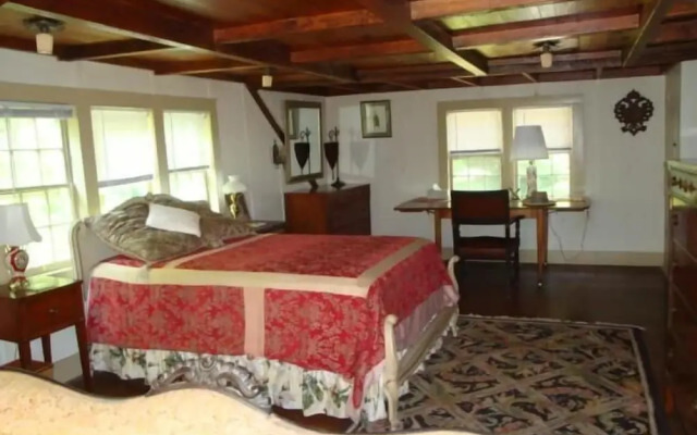 Chestnut Lodge