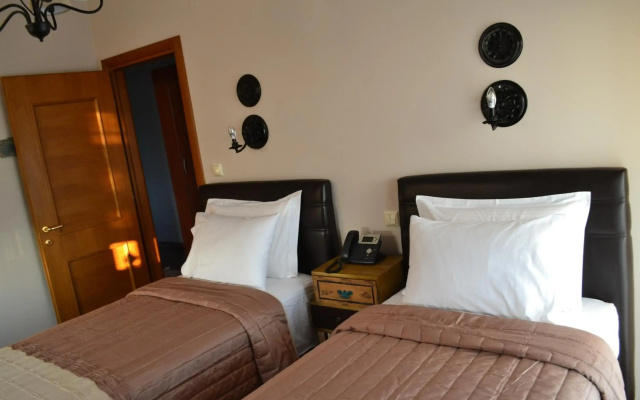Evmorfes Villas