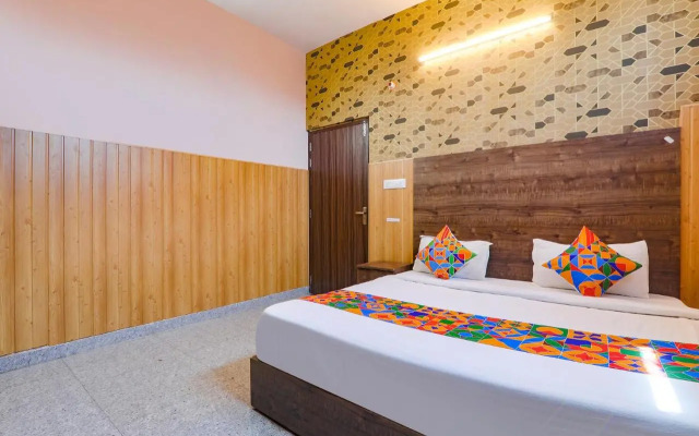 Fabhotel Gsv Inn