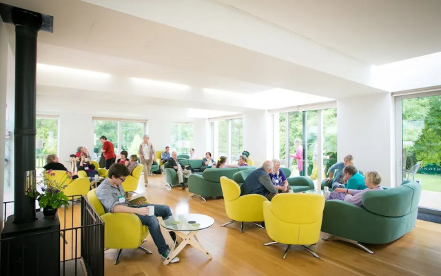 Woodbrooke Quaker Study Centre