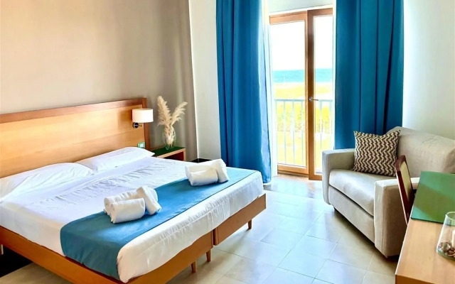 Hotel Scoglio Degli Achei