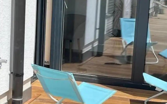 2 bedrooms with Terrace and Parking