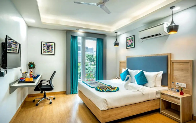 Inde Hotel Golf Course Extension