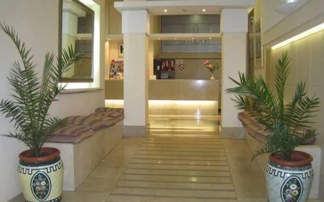 Hotel Ollé