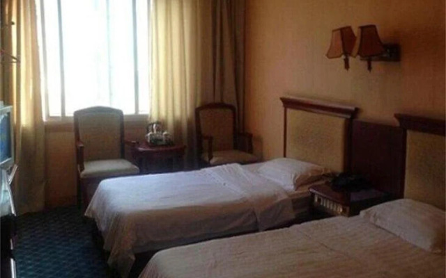 Guangming Hotel