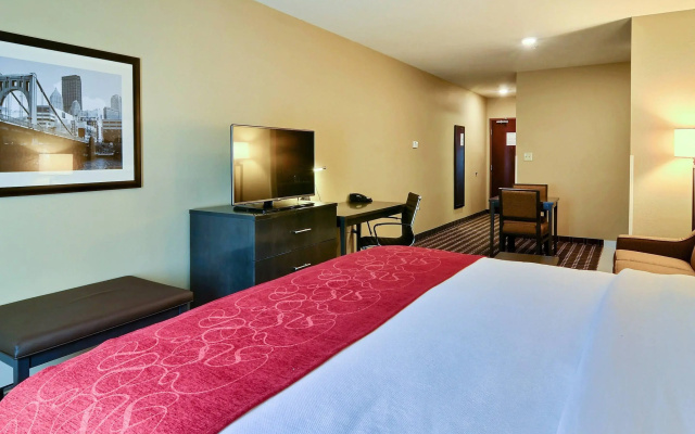 Comfort Suites Uniontown