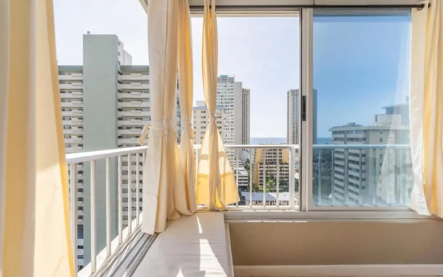 Waikiki Townhouse #1604
