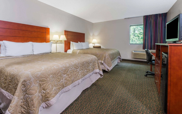 Super 8 St Charles