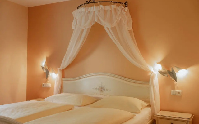 Schlossl Hotel Kindl