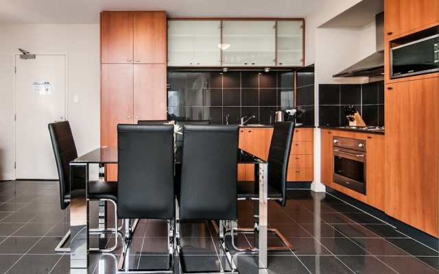 West Perth Luxury Apartment