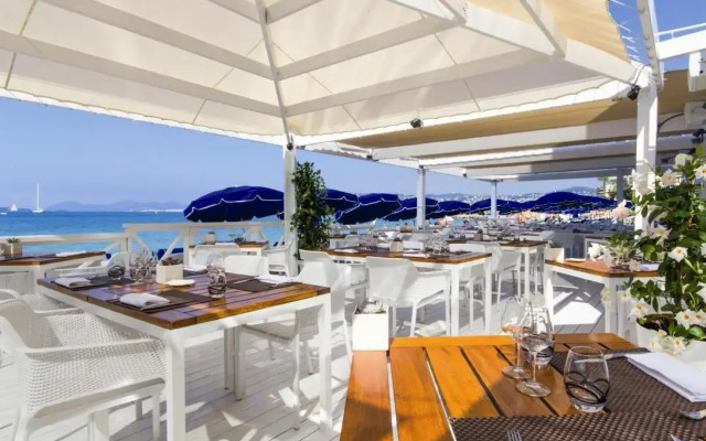 Garden Beach Hotel