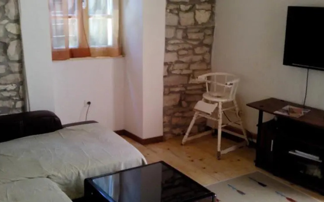 Country House Deja