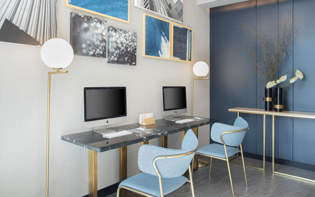 Staybridge Suites Bangkok Thonglor by IHG