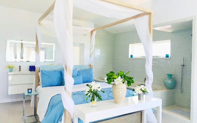 Mika's Resort