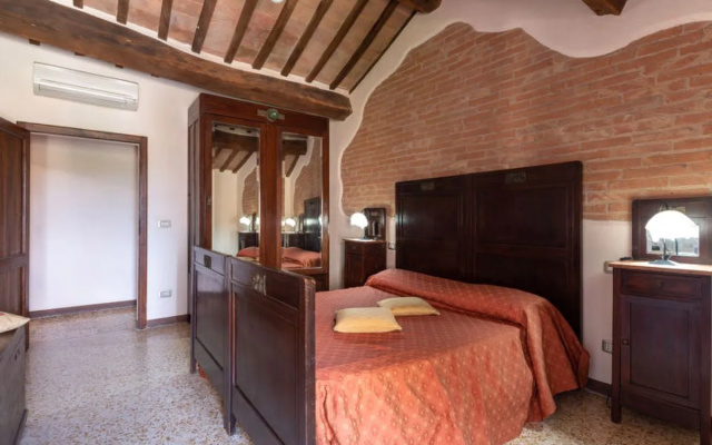 House Carola Cinigiano