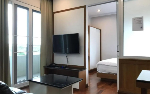 KM Condo