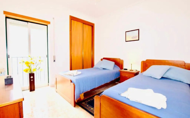 Estrada de, Urbanizacao,edificio laranjal,apartment 18,vale carro, 8200-596