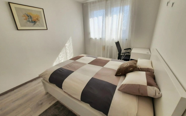 Apartment MRVICA near the Zagreb Airport