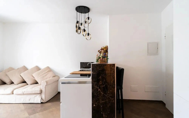 Frizzcaf Loft by Wonderful Italy