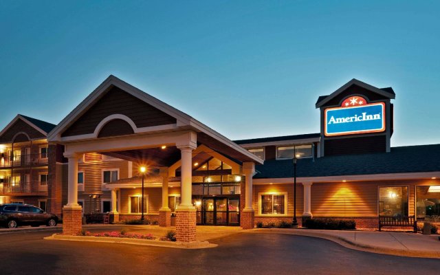 AmericInn by Wyndham Chanhassen in Chanhassen, United States of America from 127$, photos, reviews - zenhotels.com hotel front