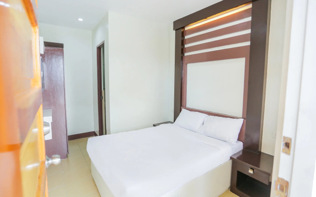 Jrja Suites by OYO Rooms
