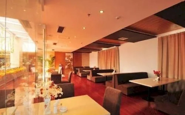Zaozhuang Yizhou Hotel