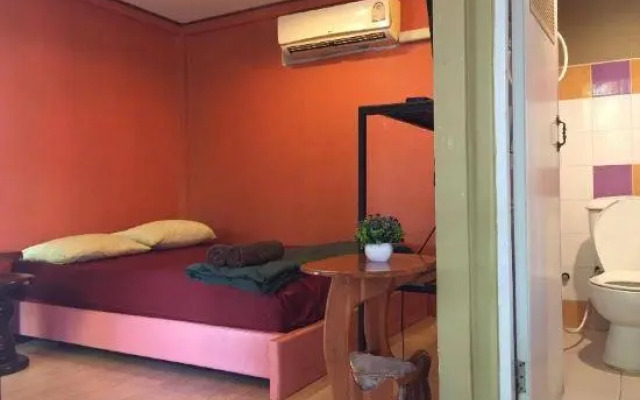 Sea Sun Moon Hostel