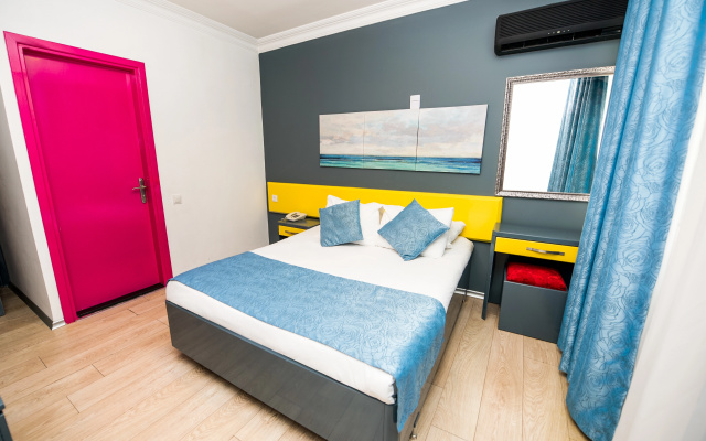 Mera Park Hotel