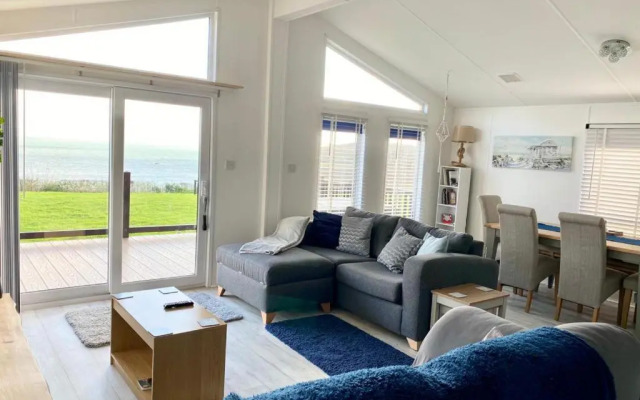 Loxley's Devon Lodge
