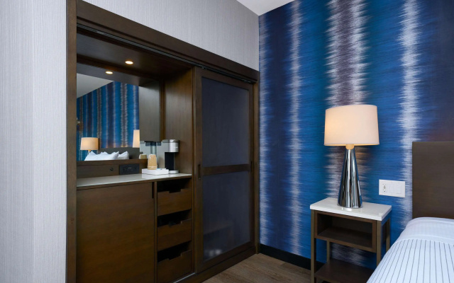 Cambria Hotel Detroit Downtown