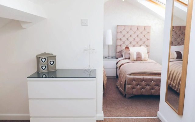 The Penthouse - Simple2let Serviced Apartments