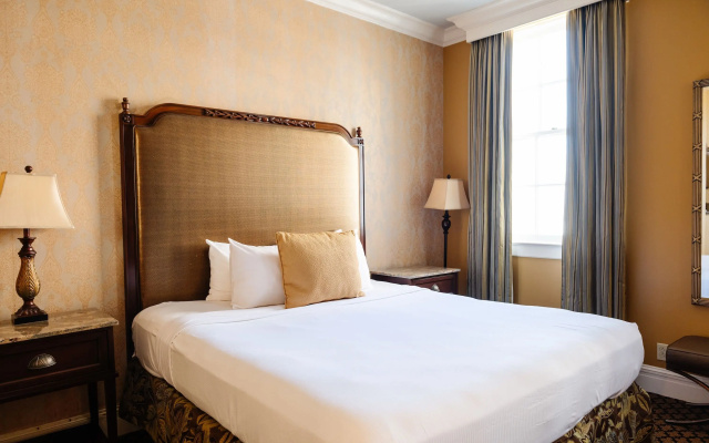 The Lafayette New Orleans By Kasa Living