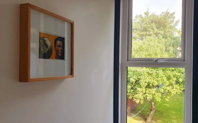 Charming 2-bed Apartment in Bournemouth