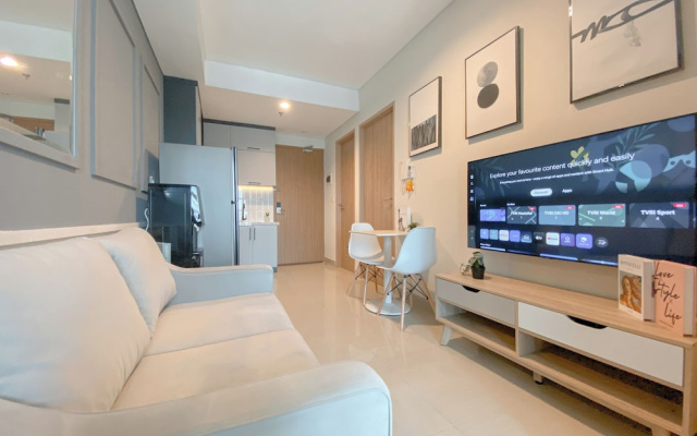 Good Choice and Homey 2BR Apartment Tamansari Iswara
