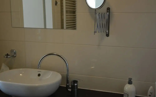 Cosy Holiday Home in Noordwijkerhout near Lake